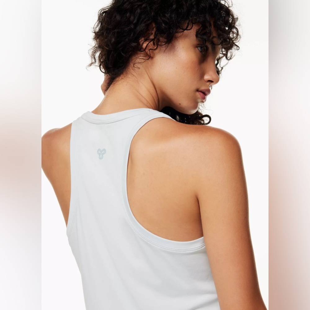 Aritzia tna tank